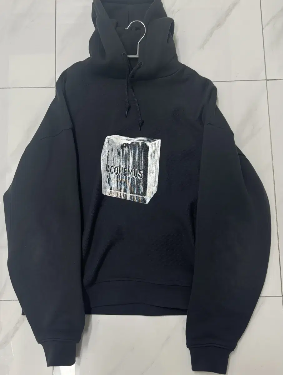 [XL]Jacquemus Ice Cube Hoodie sells.