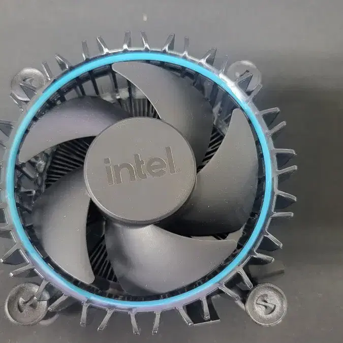 Intel cpu 쿨러 LGA1700 (기본쿨러)