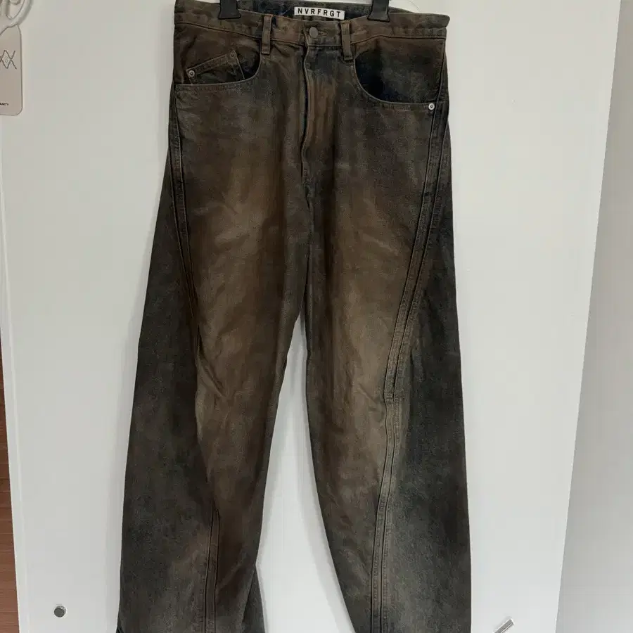 네버포겟NVRFRGT 3D TWISTED WIDE JEANS 1 size