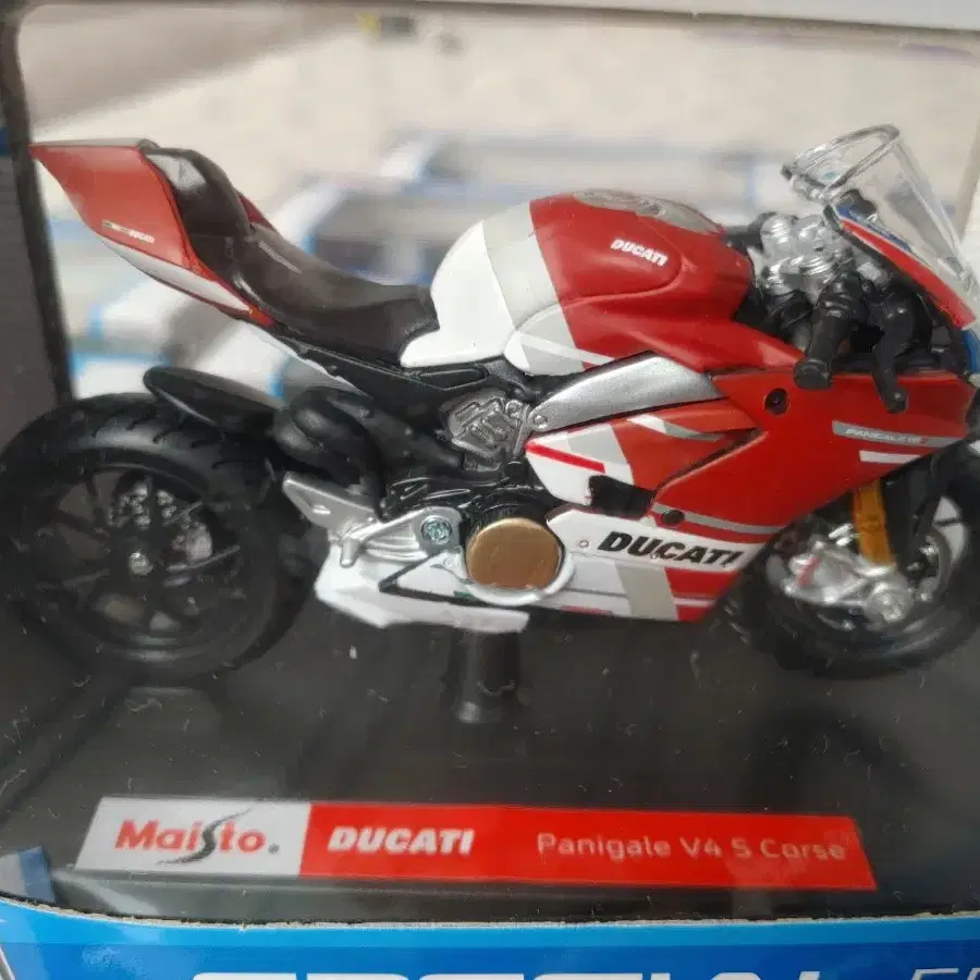 마이스토 1/18 미니카 두카티 15개 maisto ducati 1:18