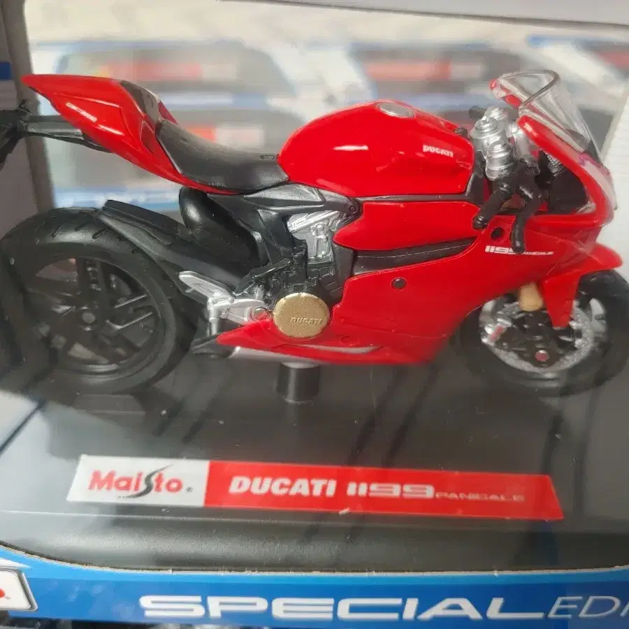 마이스토 1/18 미니카 두카티 15개 maisto ducati 1:18