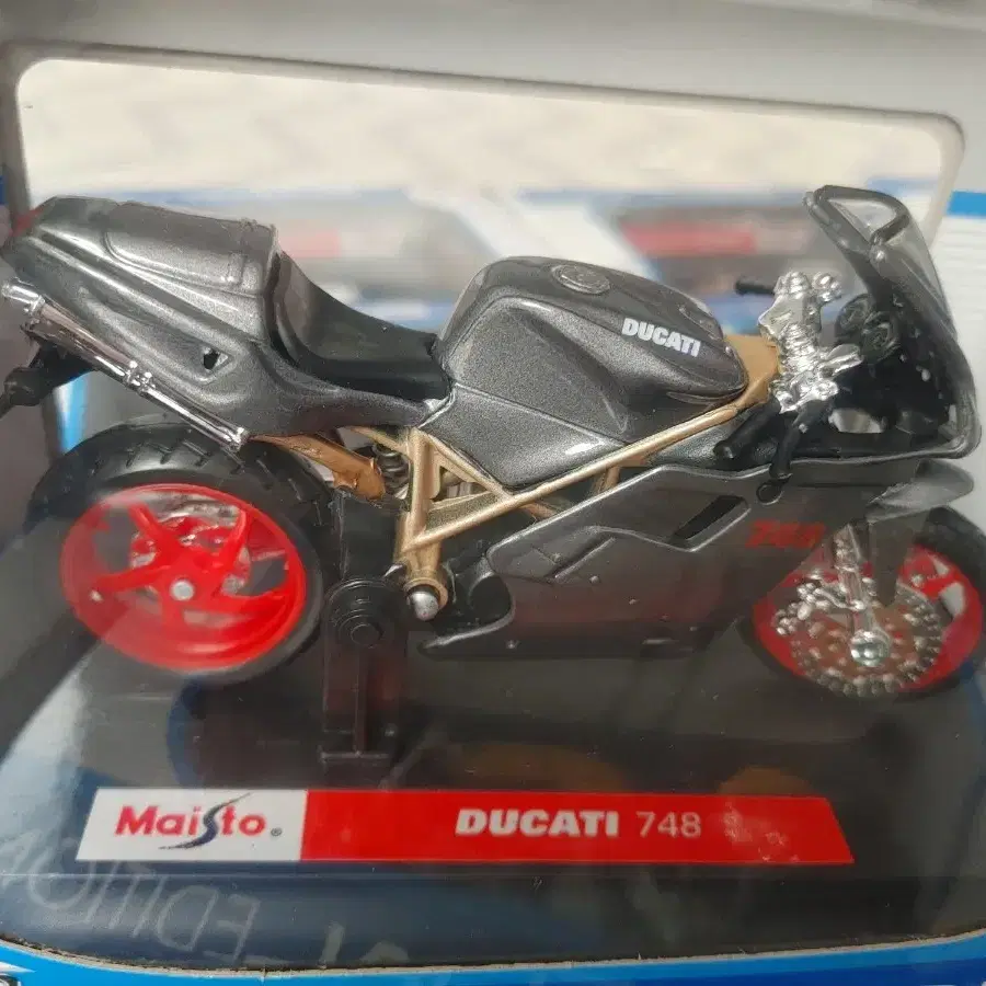 마이스토 1/18 미니카 두카티 15개 maisto ducati 1:18