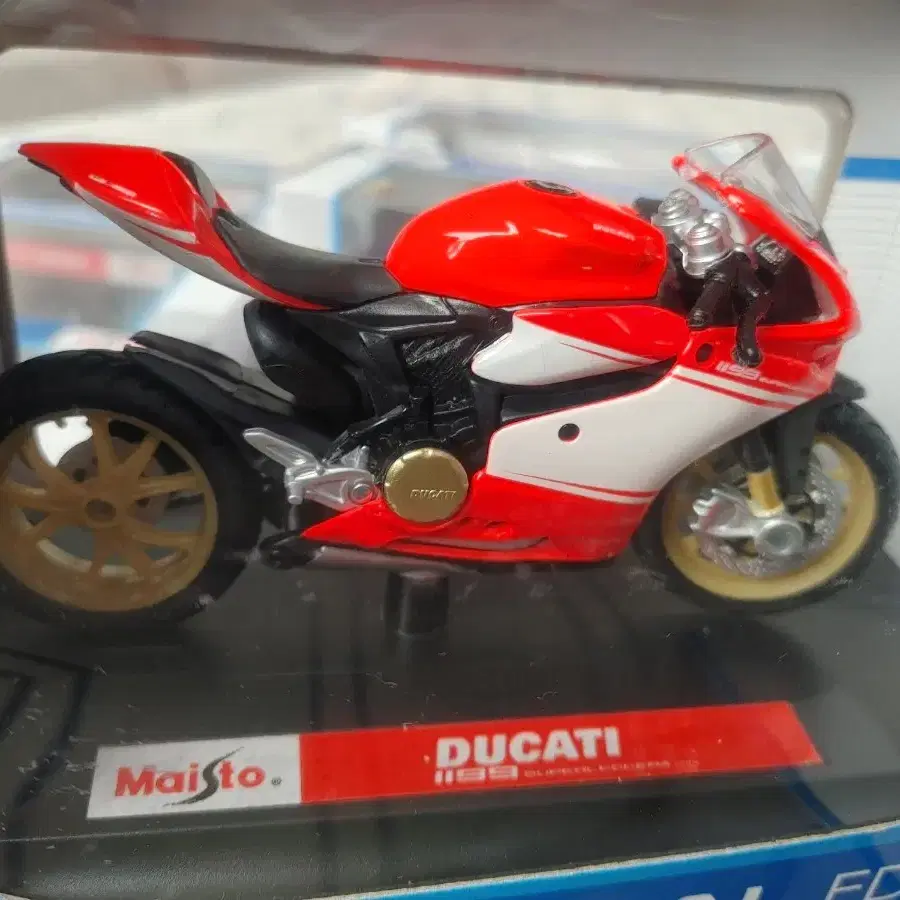 마이스토 1/18 미니카 두카티 15개 maisto ducati 1:18