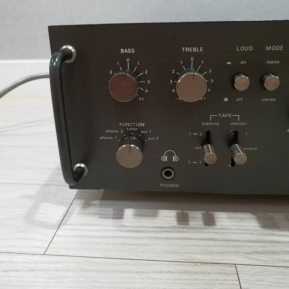 스트라우트 KA-9009 인티엠프 블랙모델 === A급 === 풀오버홀