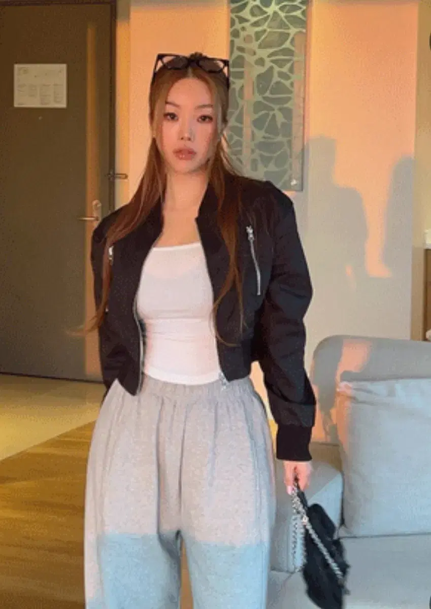 히프나틱 케이론 크롭 항공점퍼