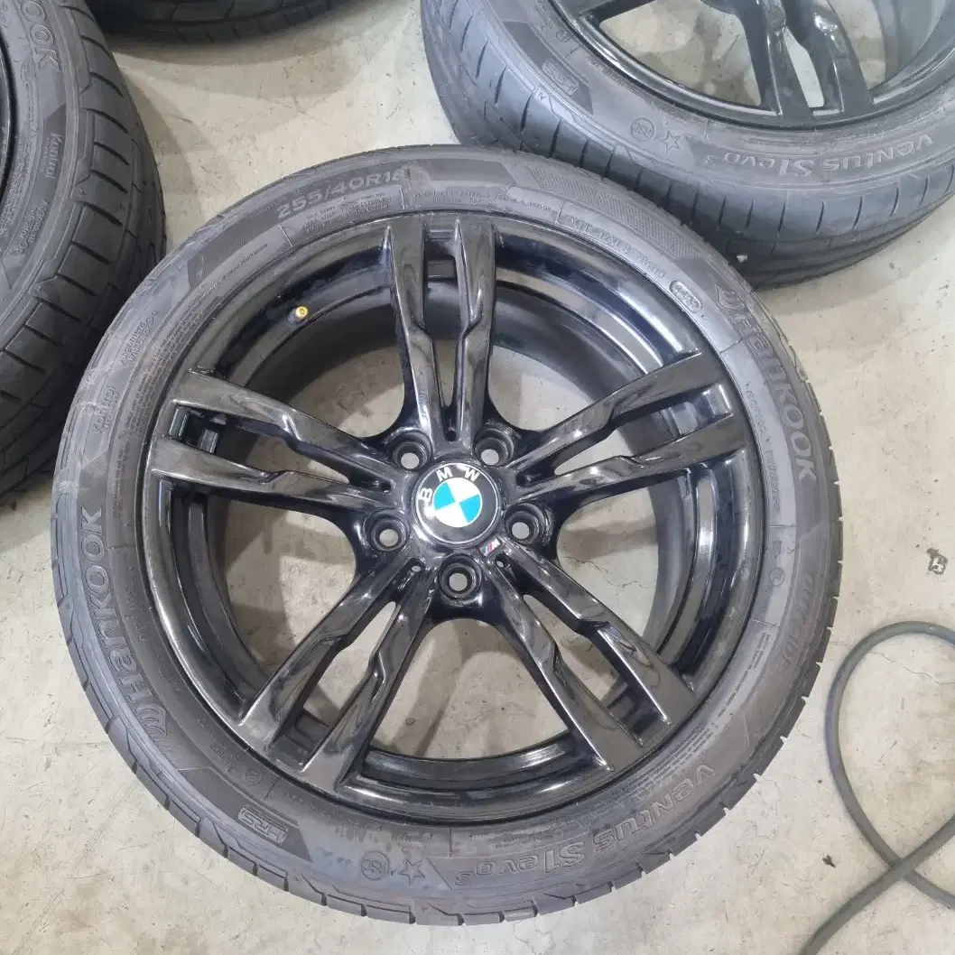 BMW 3시리즈 441M 순정 18인치 중고휠타이어