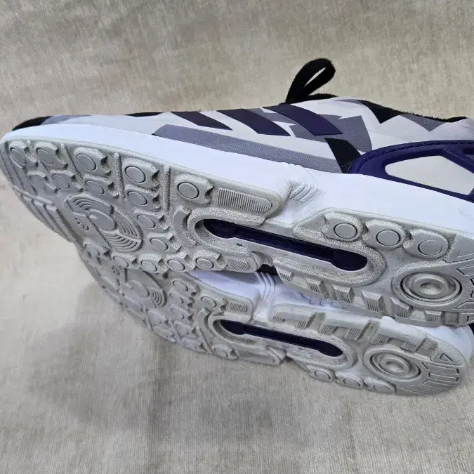 아디다스280cm- ZX FLUX WHITE PURPLE BLACK