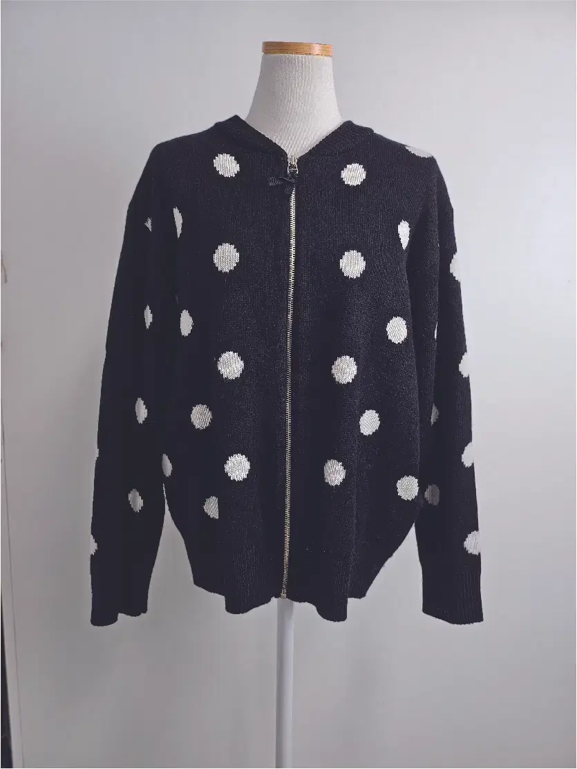 ECO REBORN dot knit zip-up cardigan