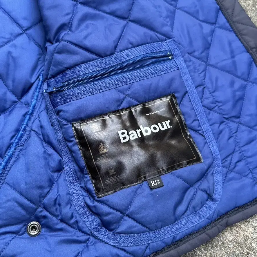 Barbour 바버 리데스데일 퀼팅 자켓 네이비 색상 XS 사이즈