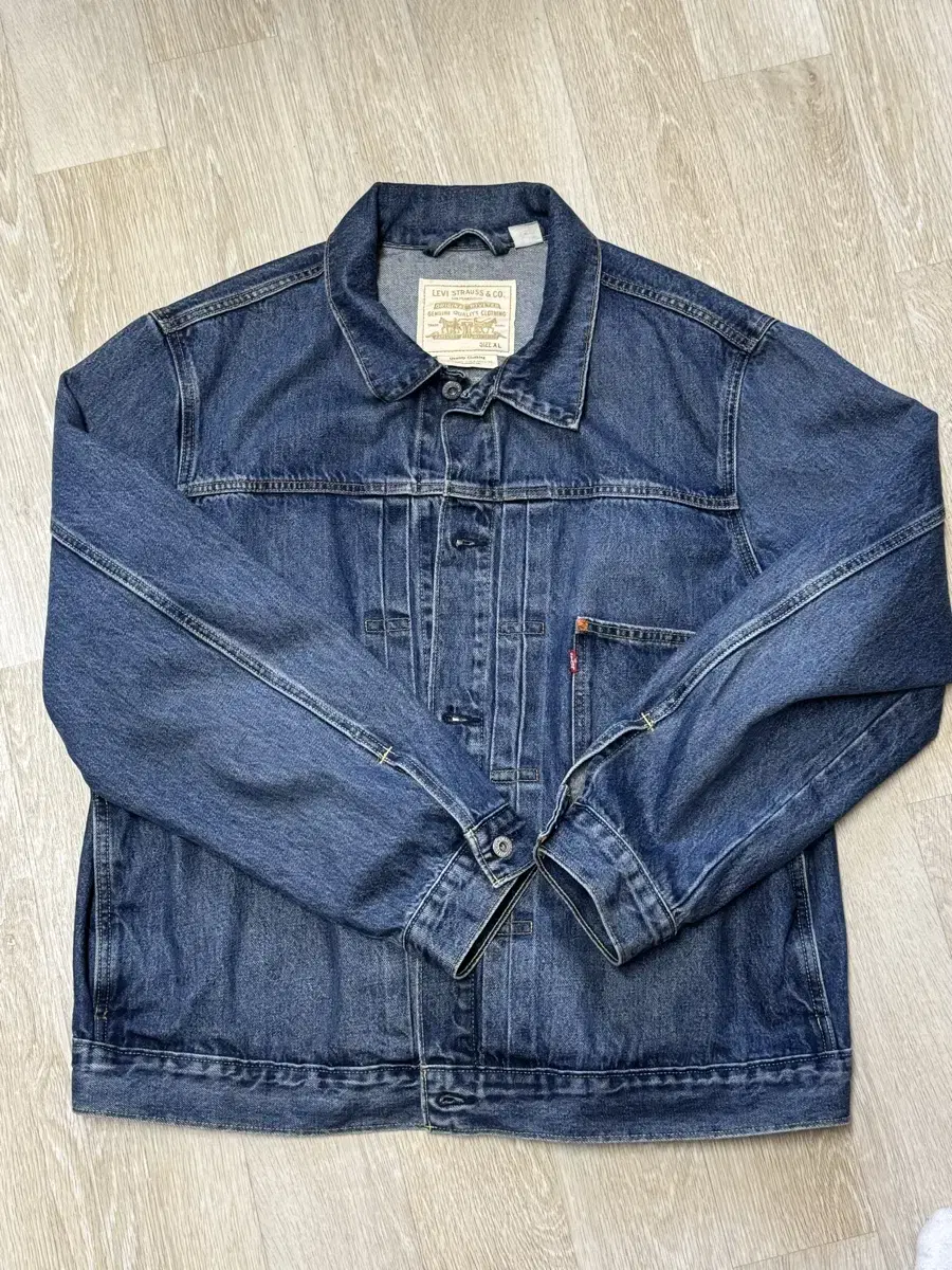 Levi's 1st Generation Dae Nim Jacket