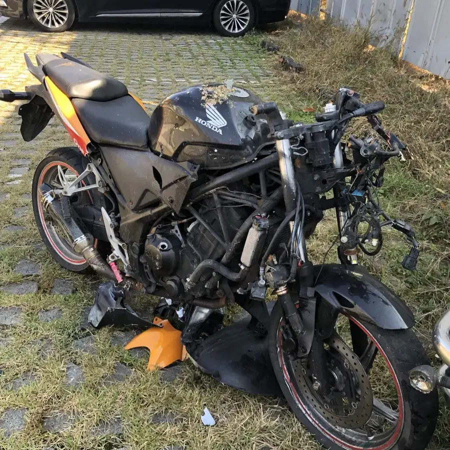 cbr250 부품차로 팝니다