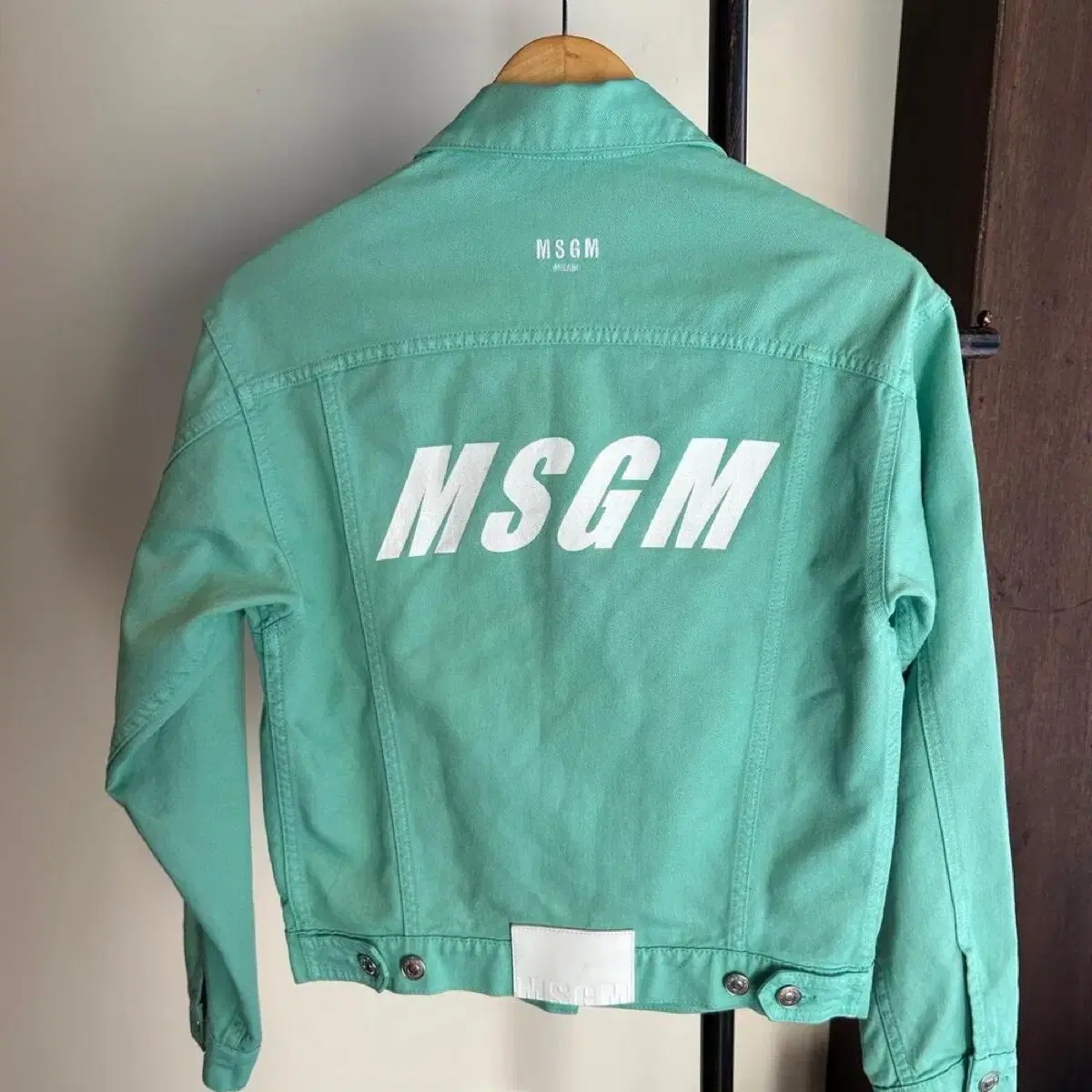 12584 - MSGM 백로고 트러커 자켓