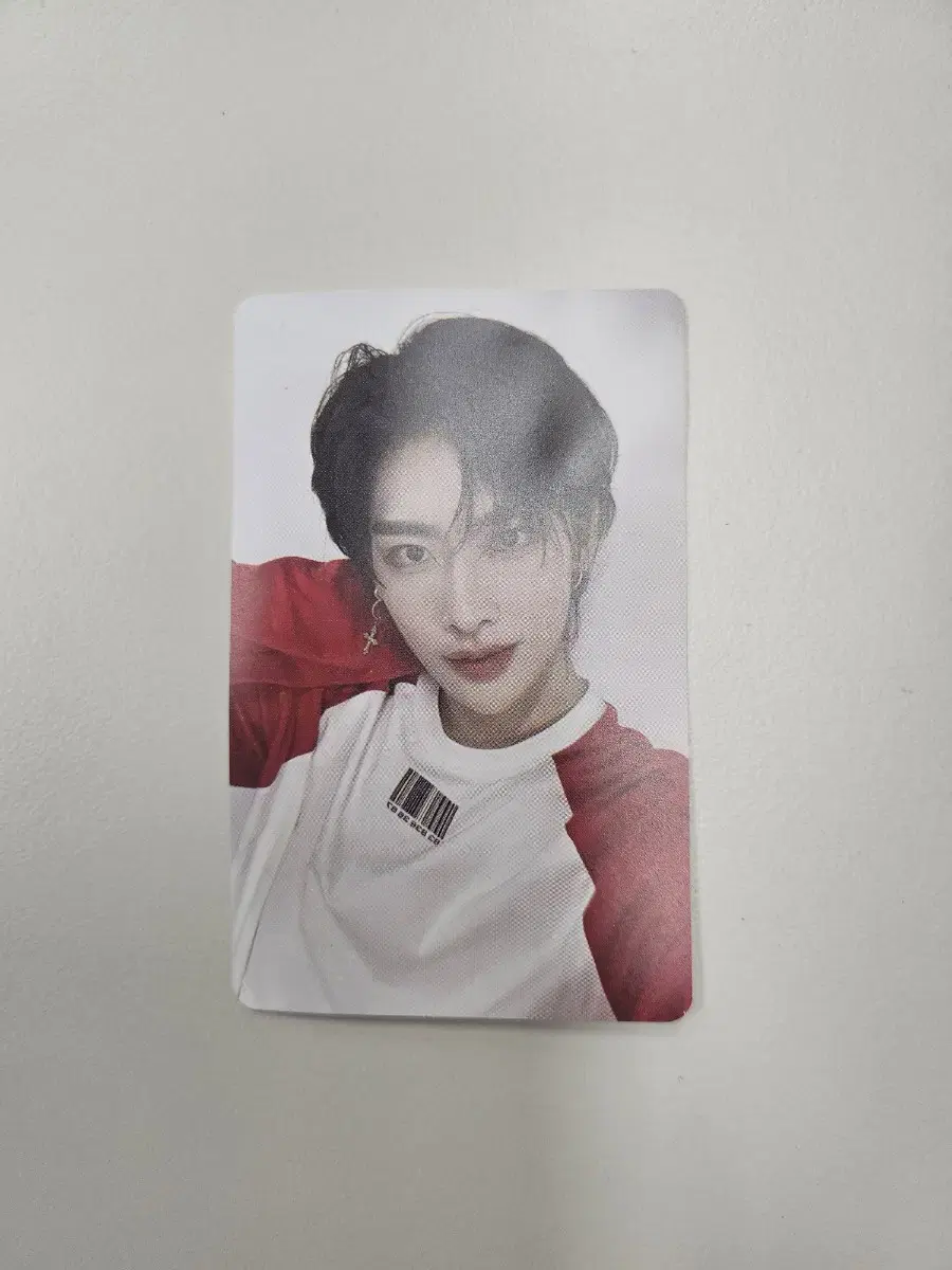 If you're in the zerobaseone niche, photocard Ricky