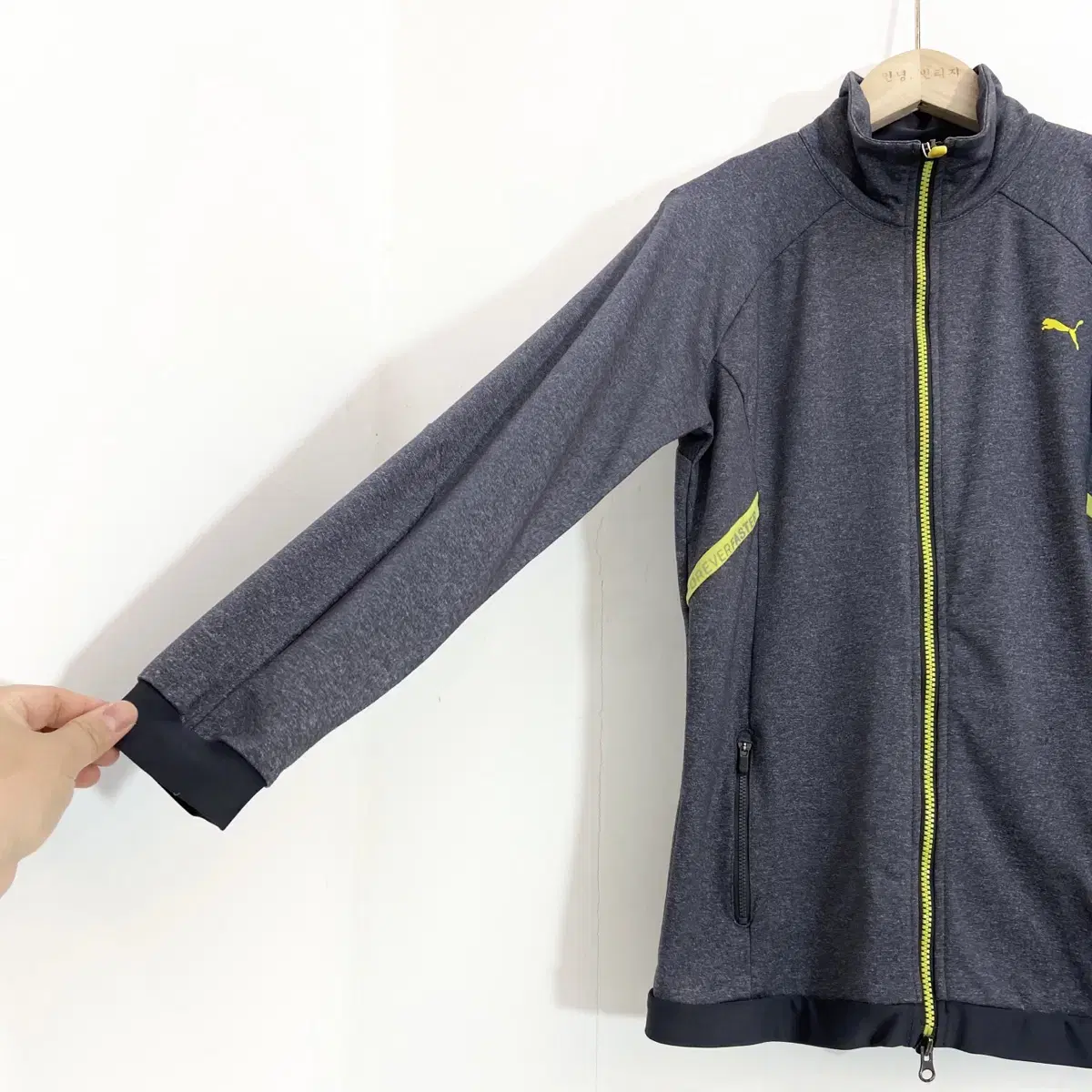 퓨마 운동복 집업 요가복 Size S(90) Puma Zip up