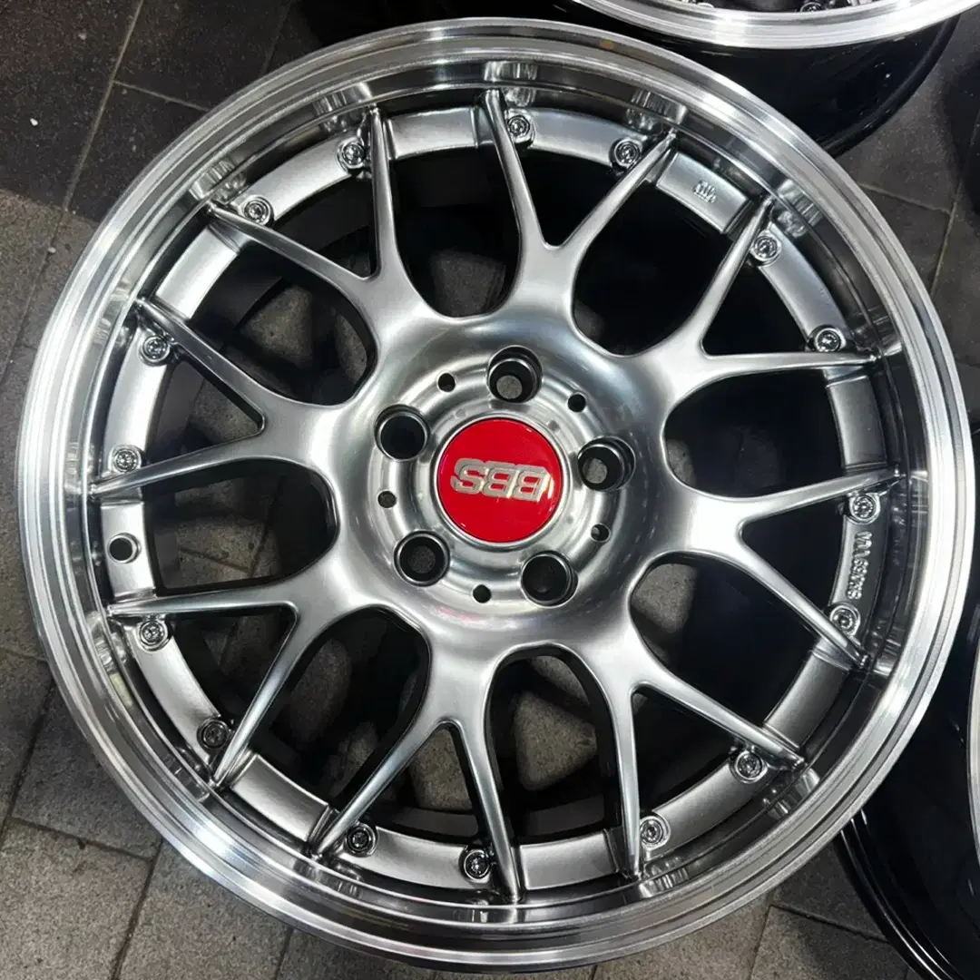 17인치 BBS RSGT.st 하이퍼블랙림폴리쉬 신품휠