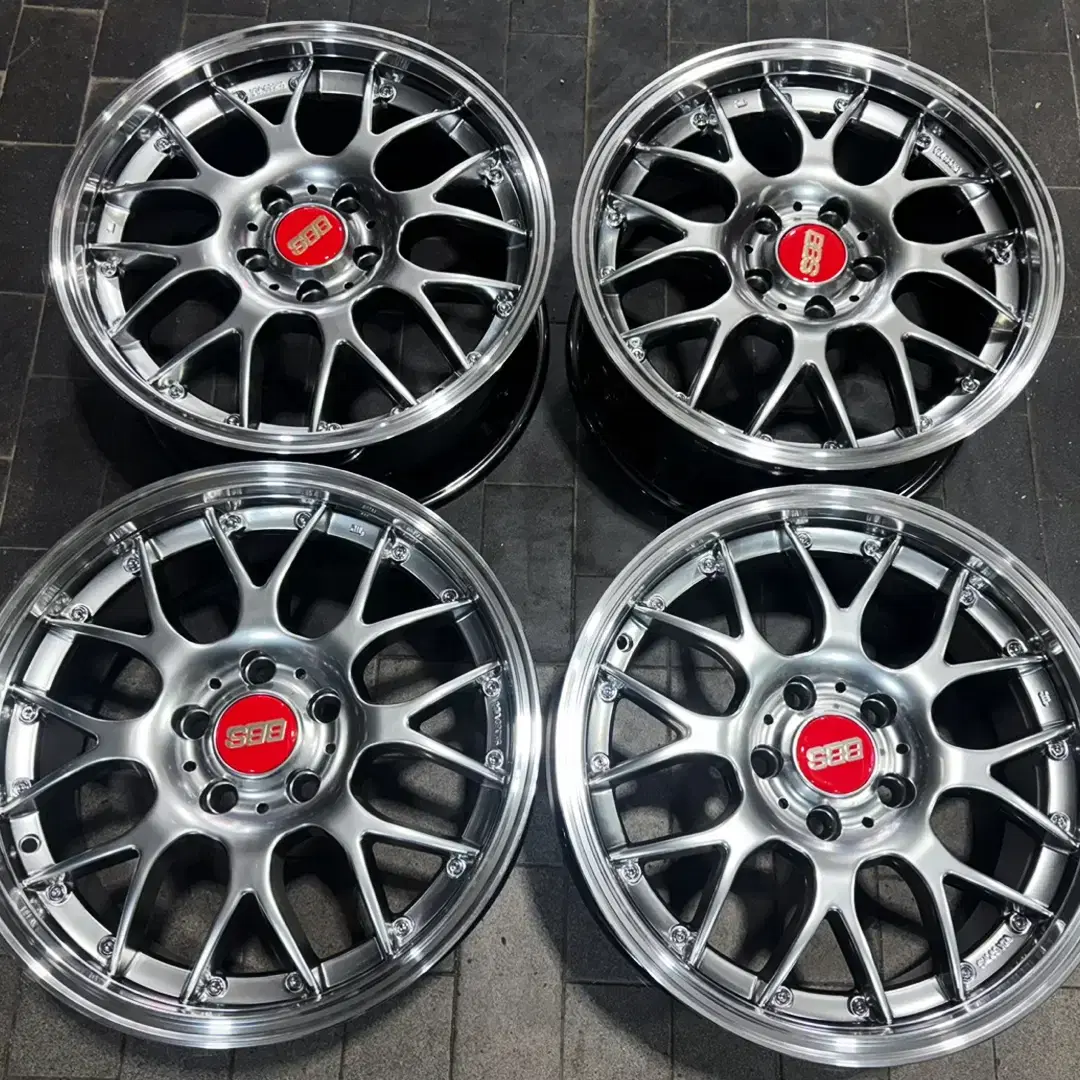 17인치 BBS RSGT.st 하이퍼블랙림폴리쉬 신품휠