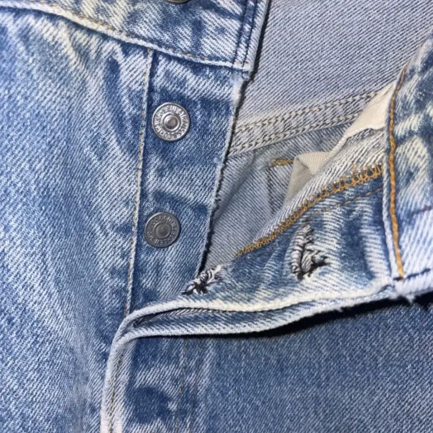 1990's Vintage Made In USA Levi's 501