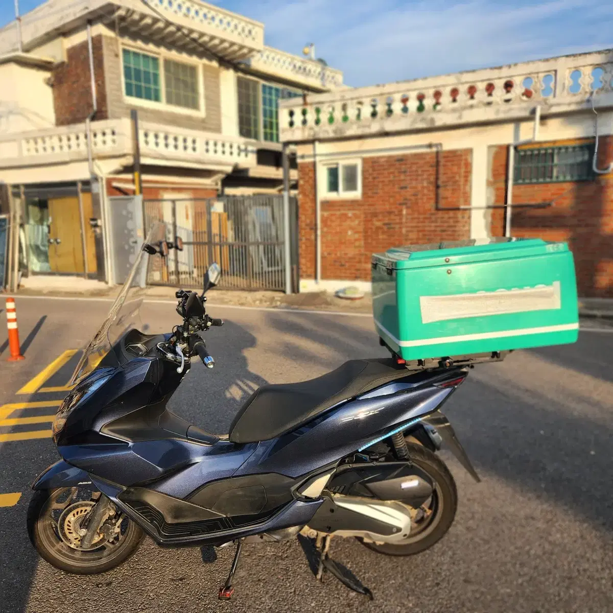 PCX abs 22년식 2만키로 블랙박스,배달세팅