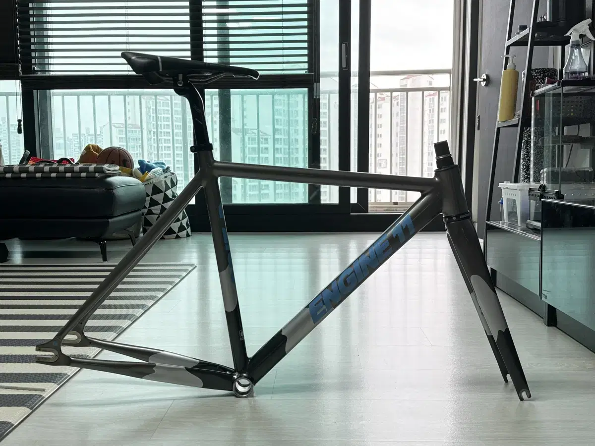 Engine 11 Craddock Gunmetal Frameset