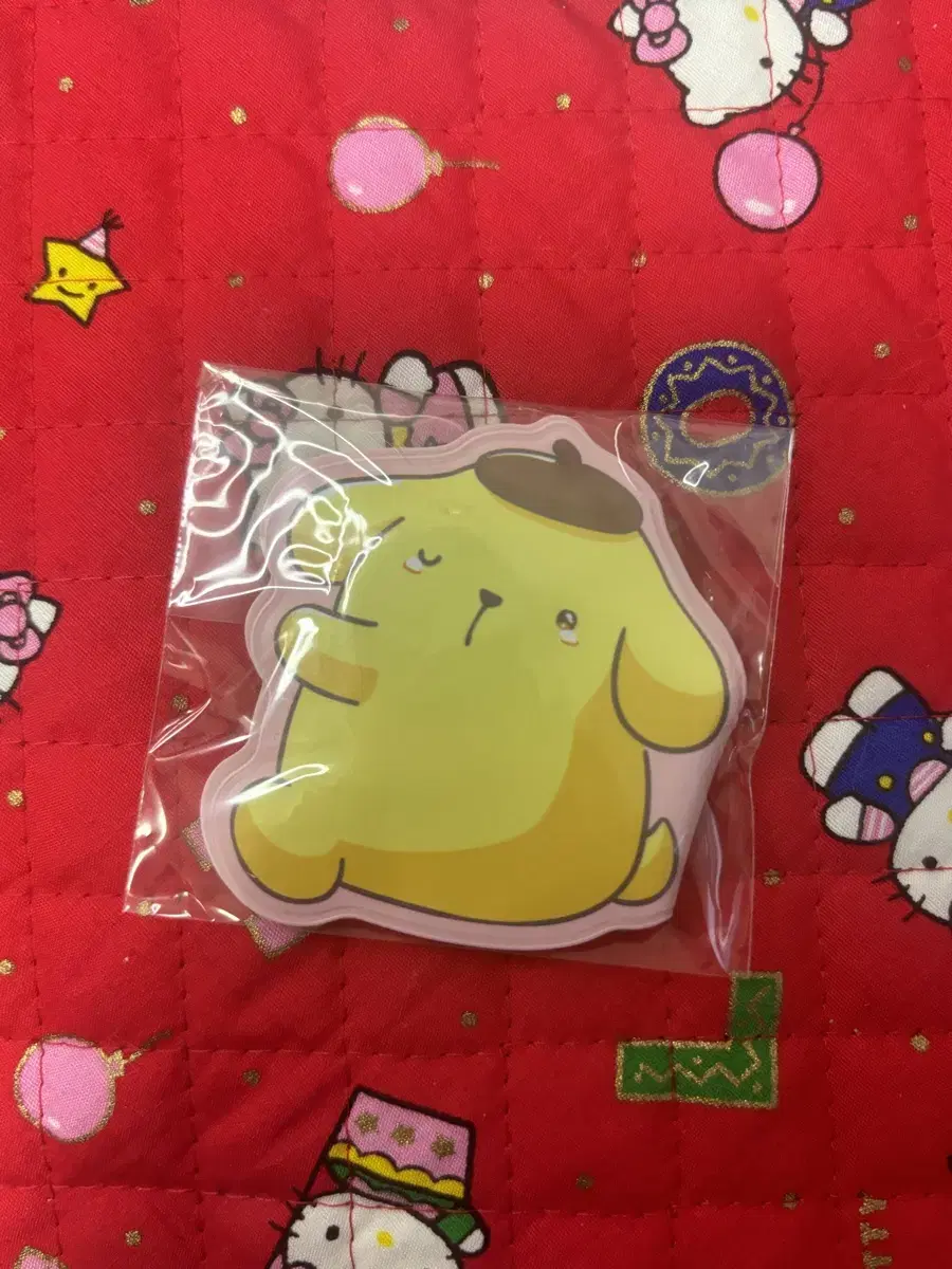 Sanrio Pompompurin Magnet Gacha