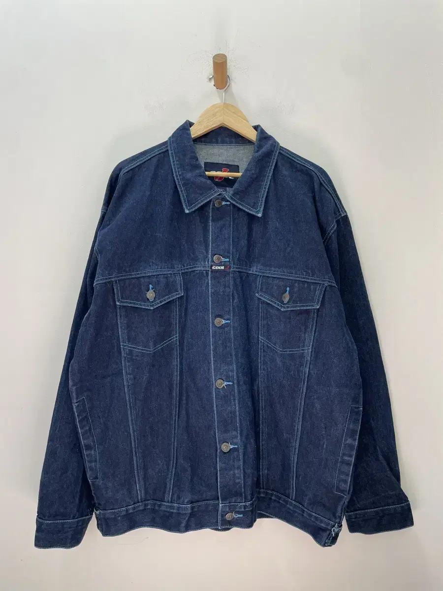 (L) Cool Jay Vintage Tucker Denim Jacket