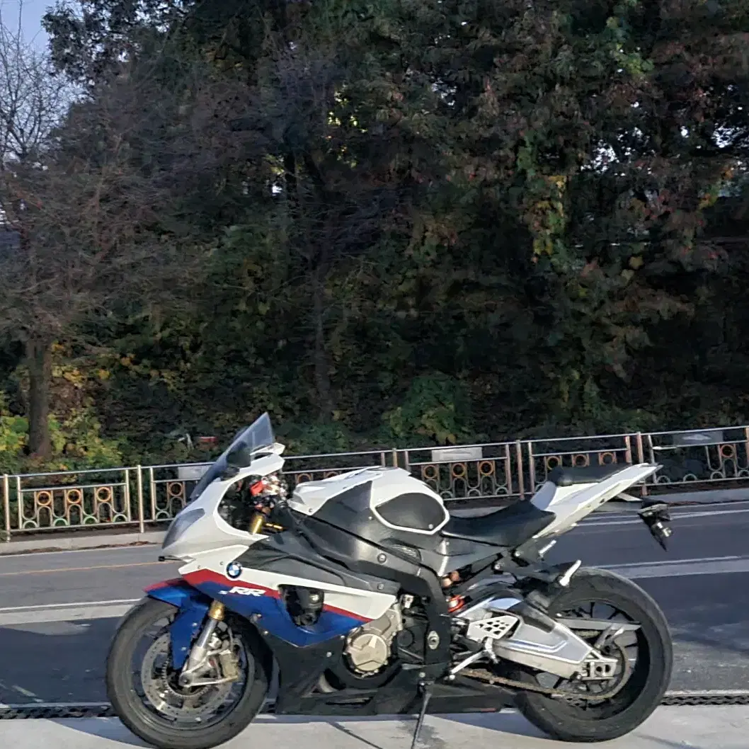 bmw s1000rr 11년식/투채널블박/머플러튜닝/급매