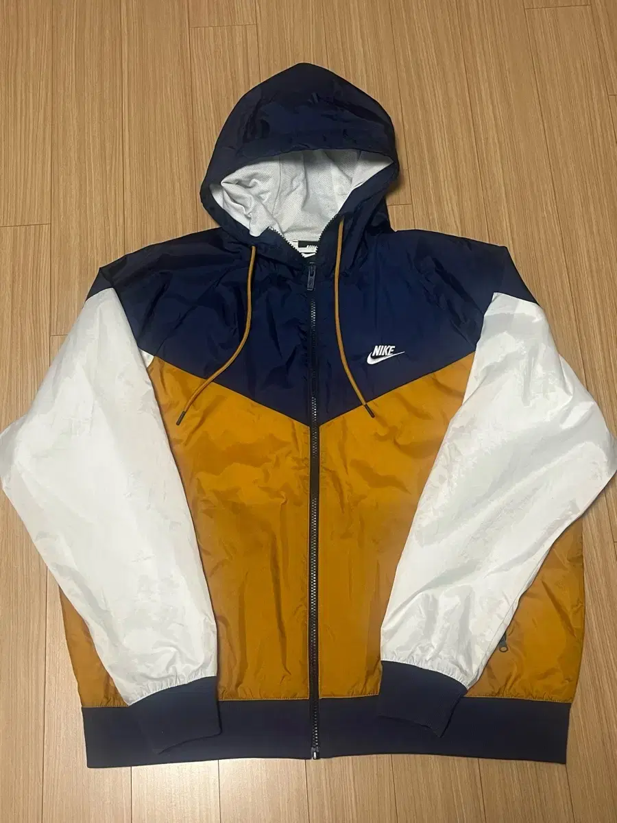 Nike Windrunner XL