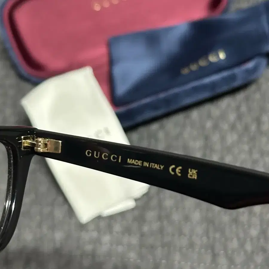 [GUCCI] 구찌 스퀘어 프레임 뿔테 안경