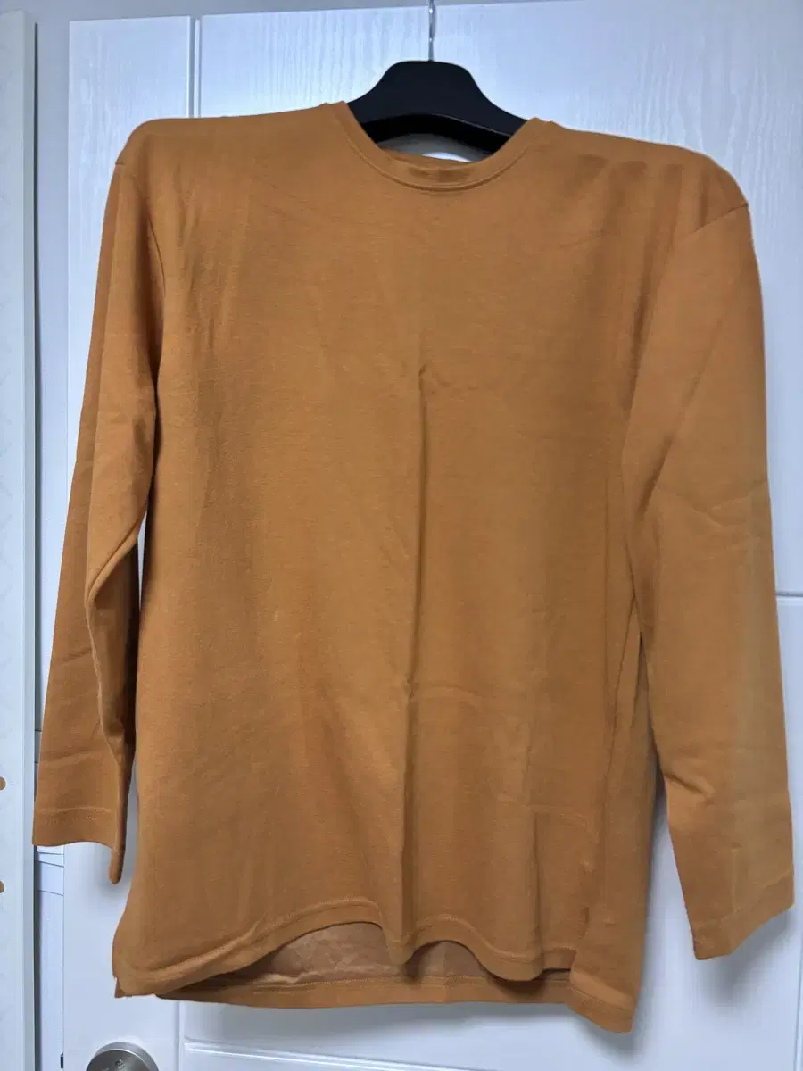 Yuping Gold Belle Long Sleeve Tee