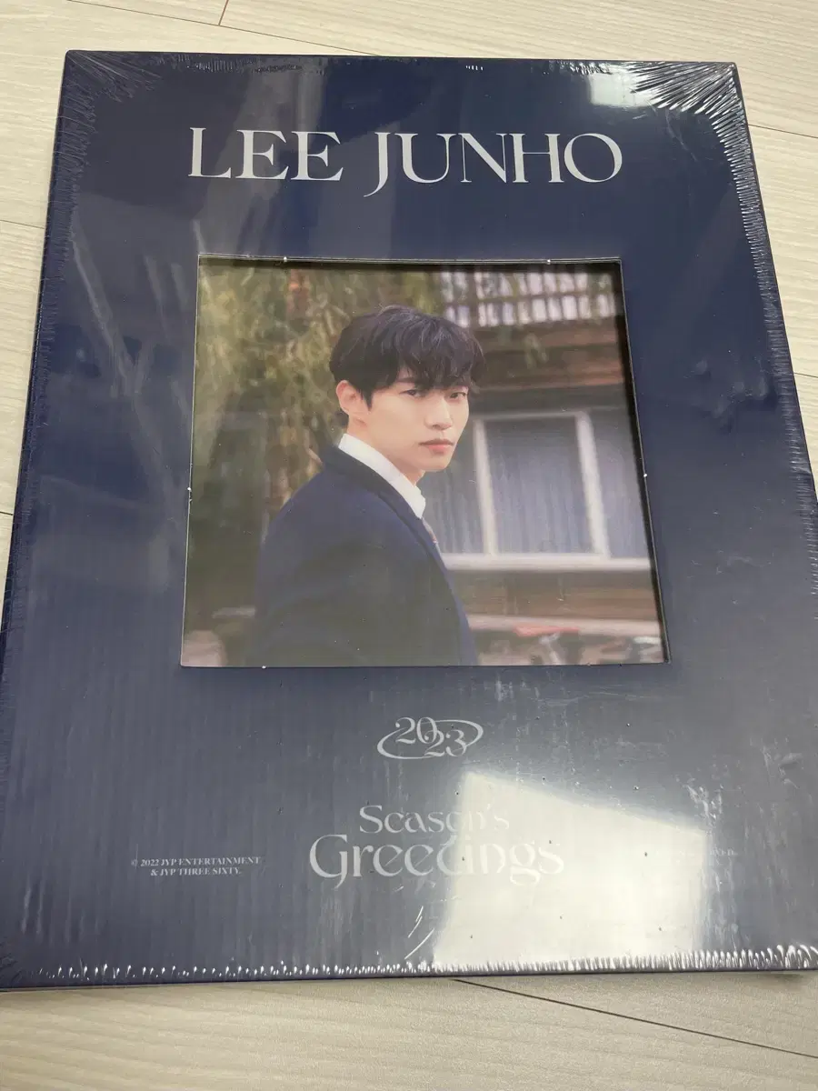 2023 lee junho seasons greetings Unsealed