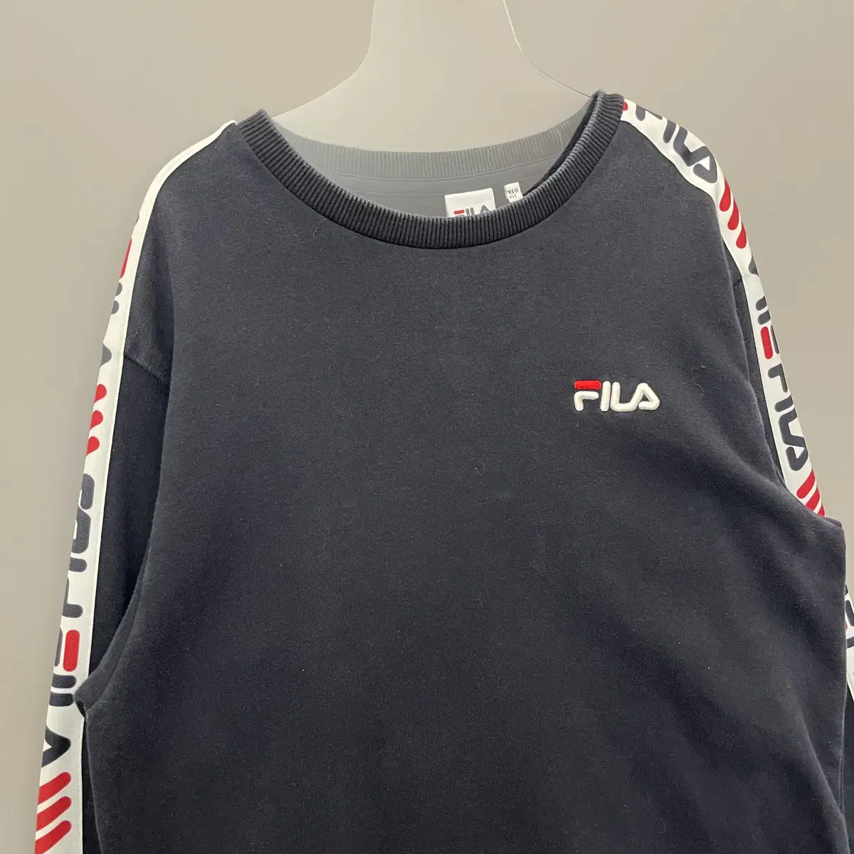 FILA 휠라 네이비 로고포인트 맨투맨 스웻셔츠 XXL