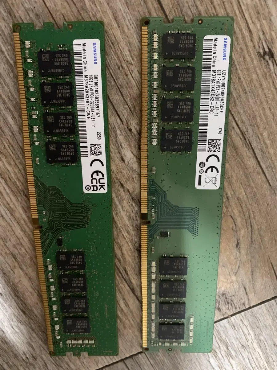 ddr4 램 16기가,8기가