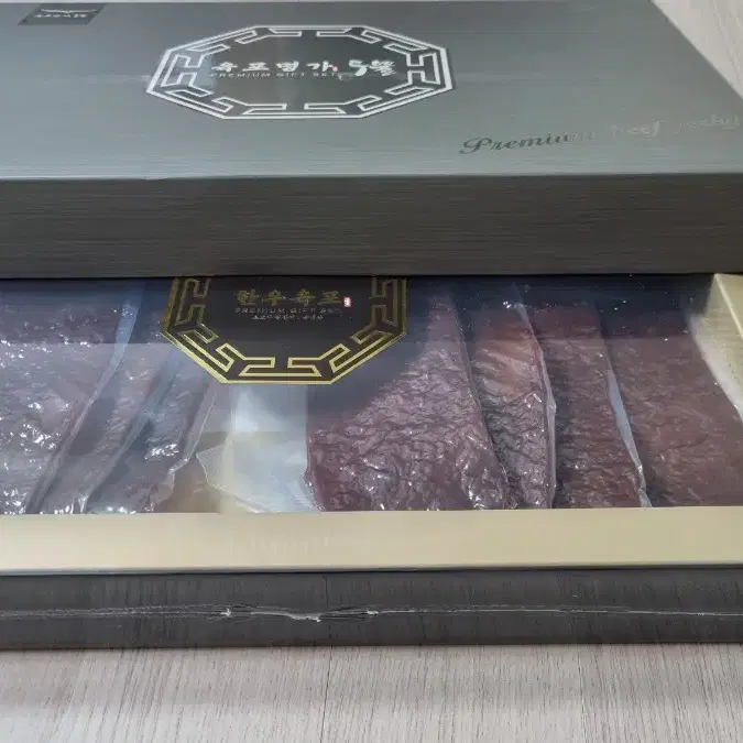 육포명가 투뿔  한우육포 560g