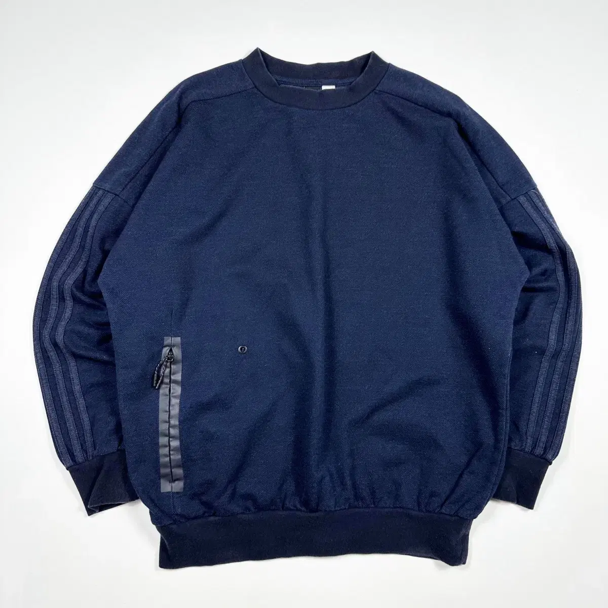 (L) Adidas Training Techwear Boxy Top Navy