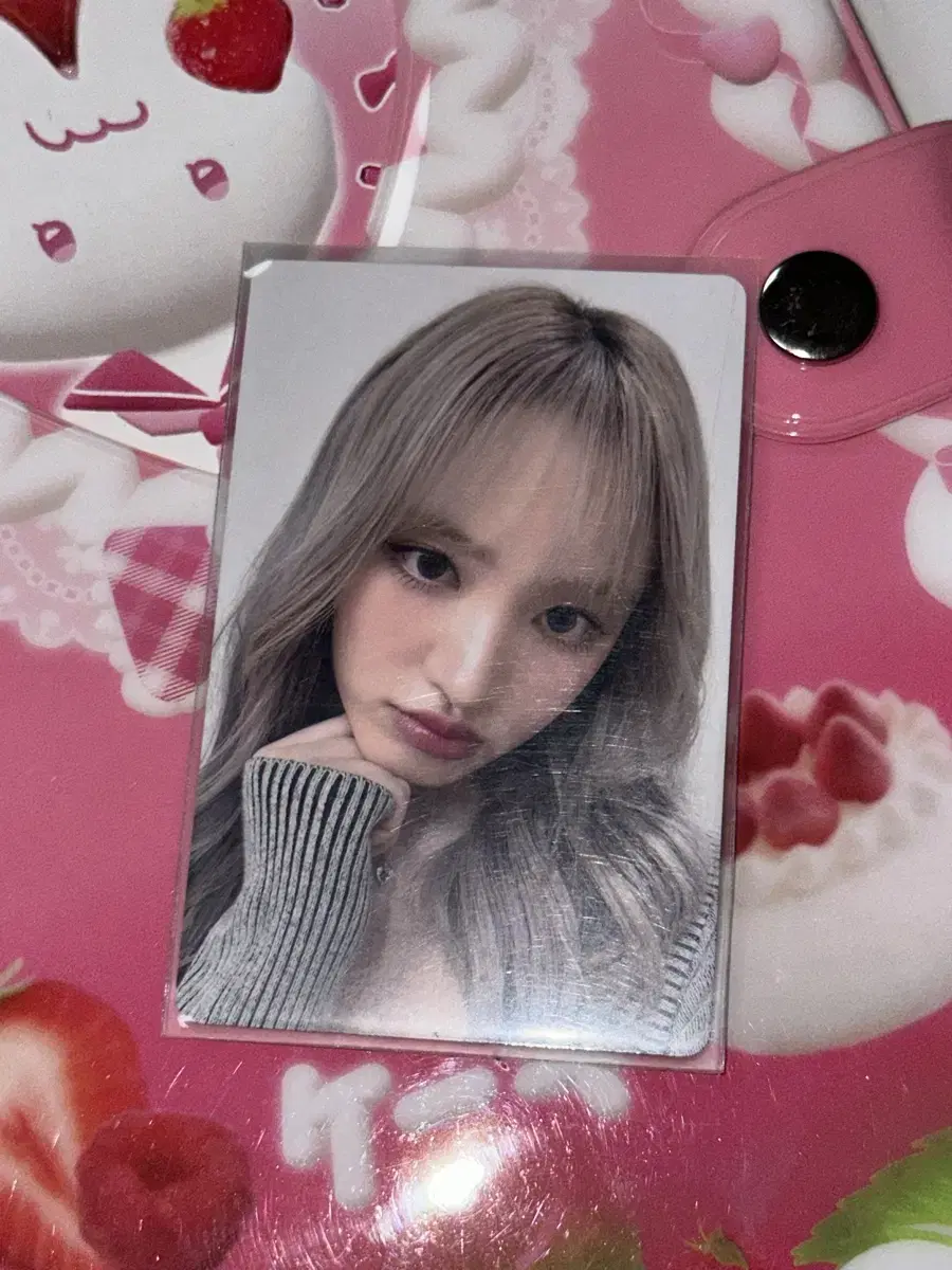 hugahold)ive liz switch tower record photocard unreleased photocard wts