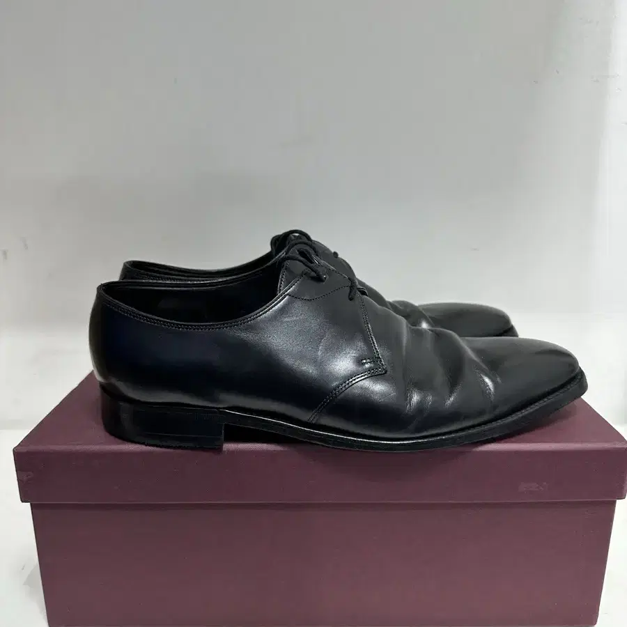 John Lobb 존롭, Tamar, 8.5E