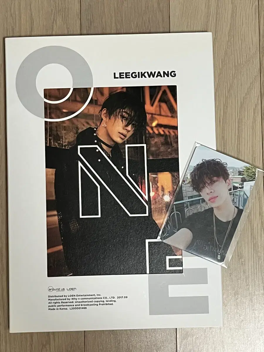 Lee Gikwang Solo Album ONE