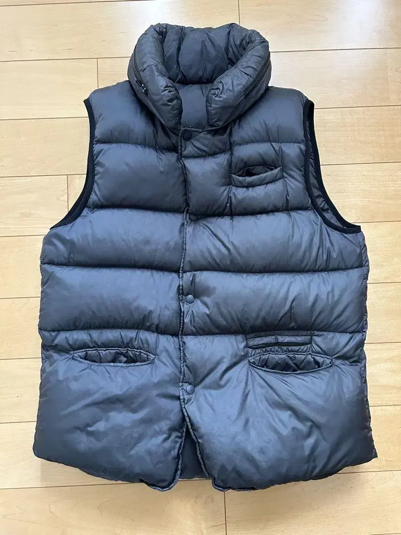 09AW Undercover Down Vest