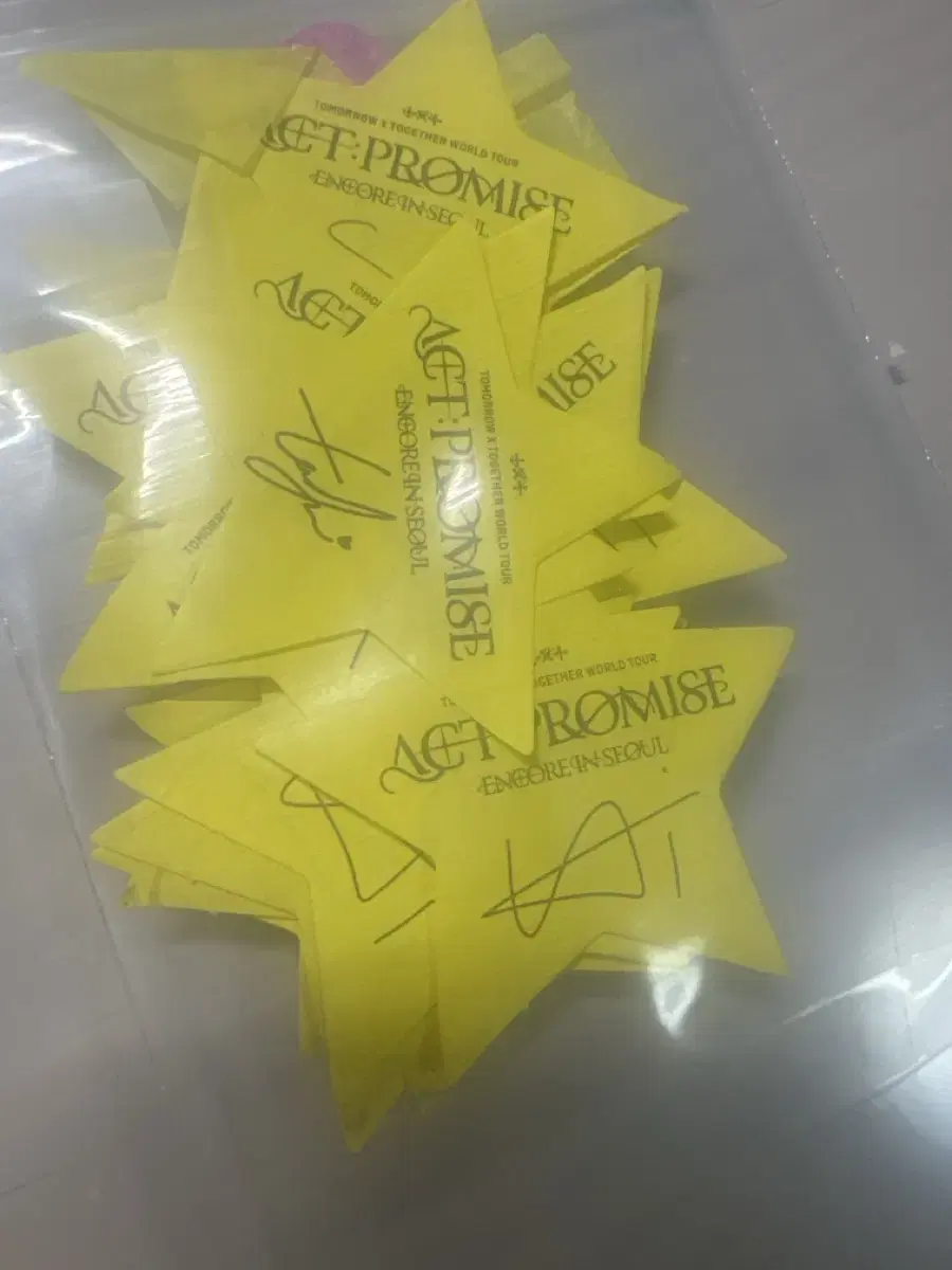 Contest by txt concert sign