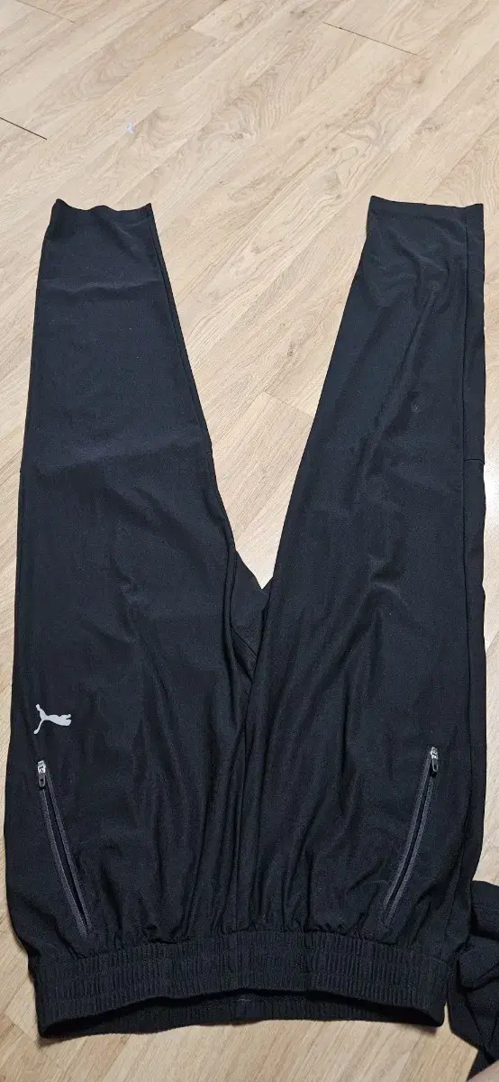 PUMA long pants sells