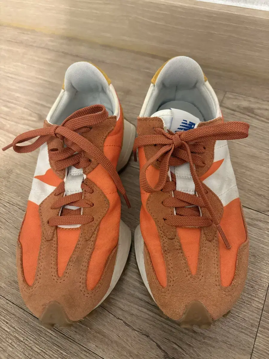 뉴발 New Balance 327 Orange