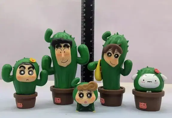 Changu Can't Stop Changu Cactus Shin-chan Family Figure Set of 5 sealed New