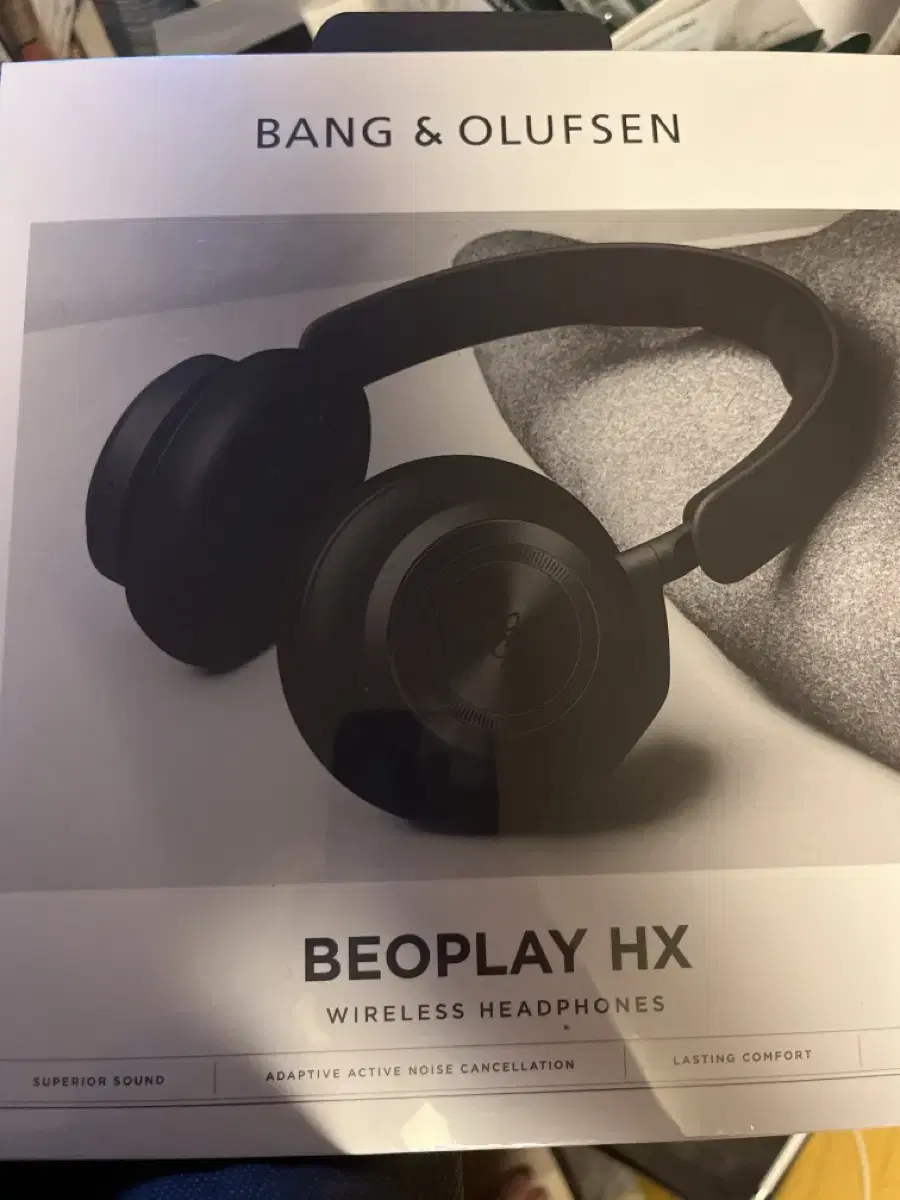 (직거래용 미개봉 새상품) 뱅앤올룹슨 BeoPlay HX / black