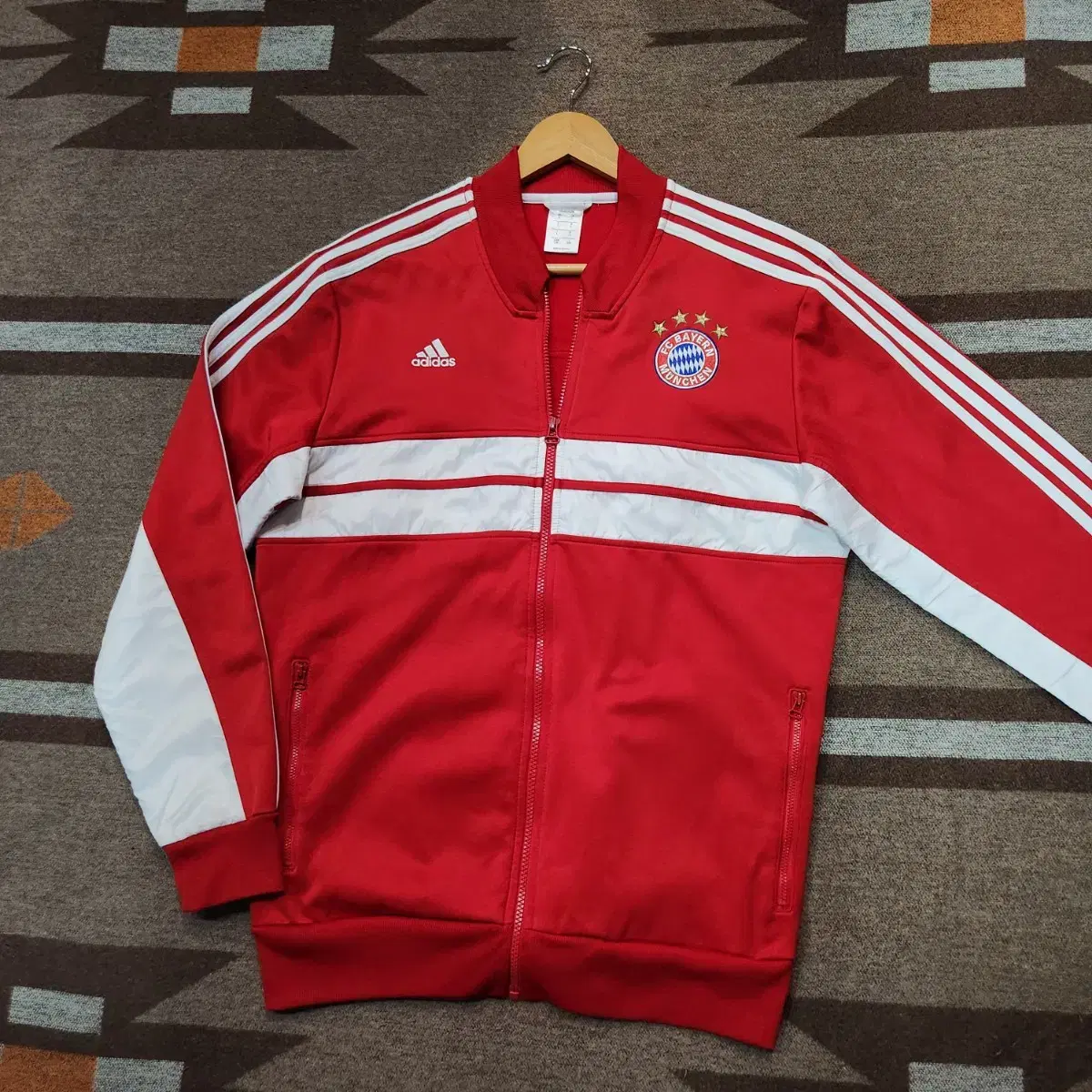 Weekend Deals)Bayern Munich Adidas Jersey Track Top L