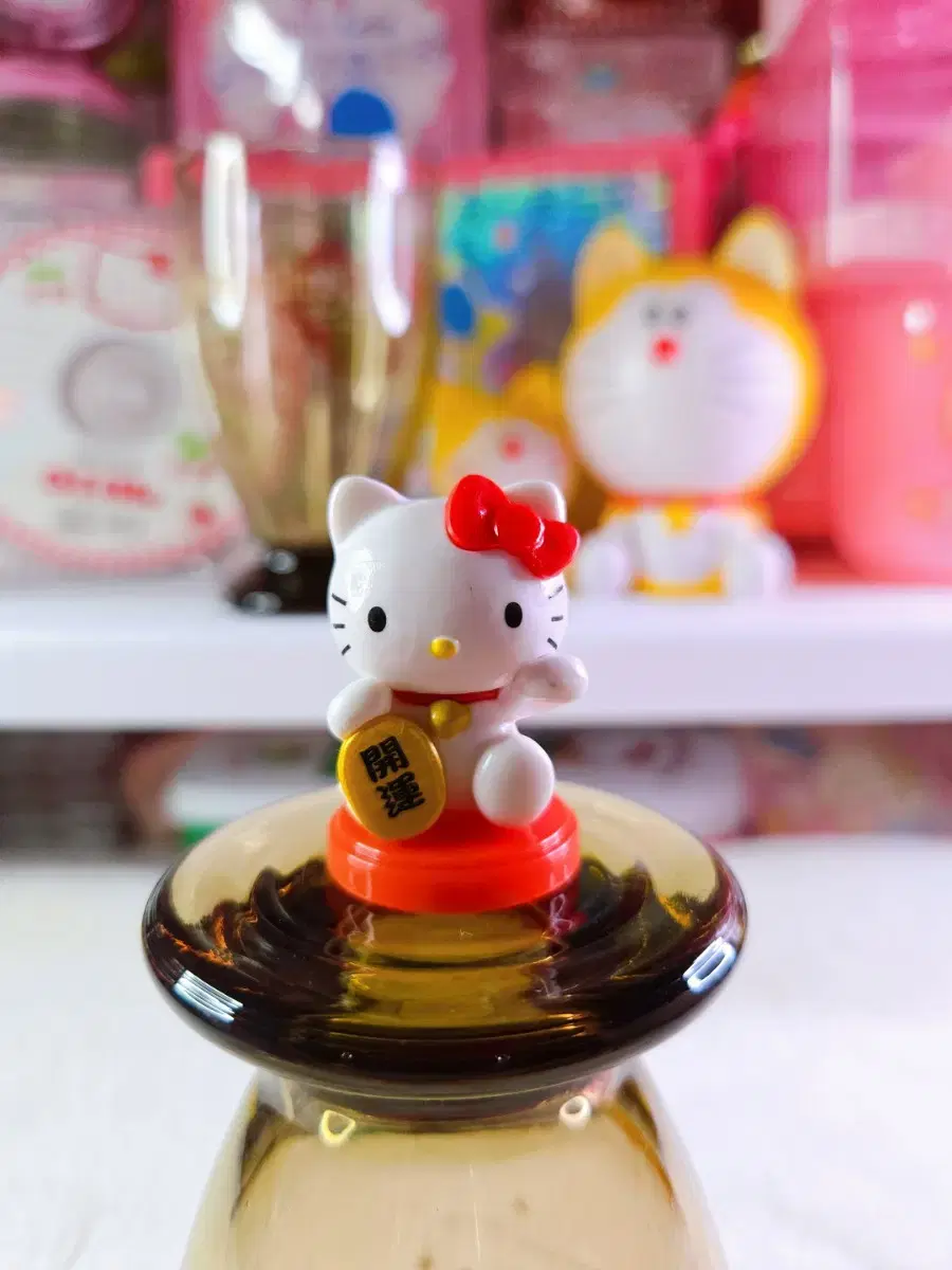 Neko Cat Kitty Figures