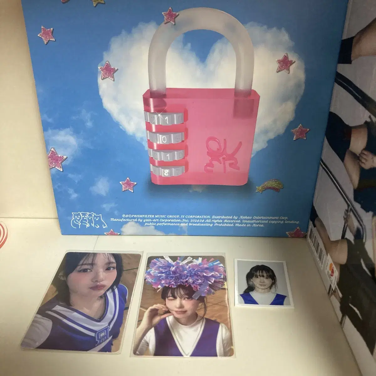 QWER Album/(excluding hina,chodan)photocard,magenta certificate