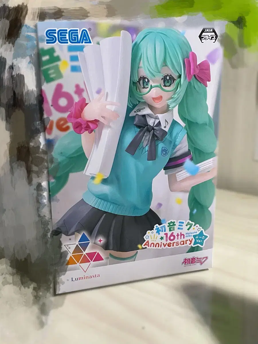 Hatsune Miku 16th Anniversary Figure