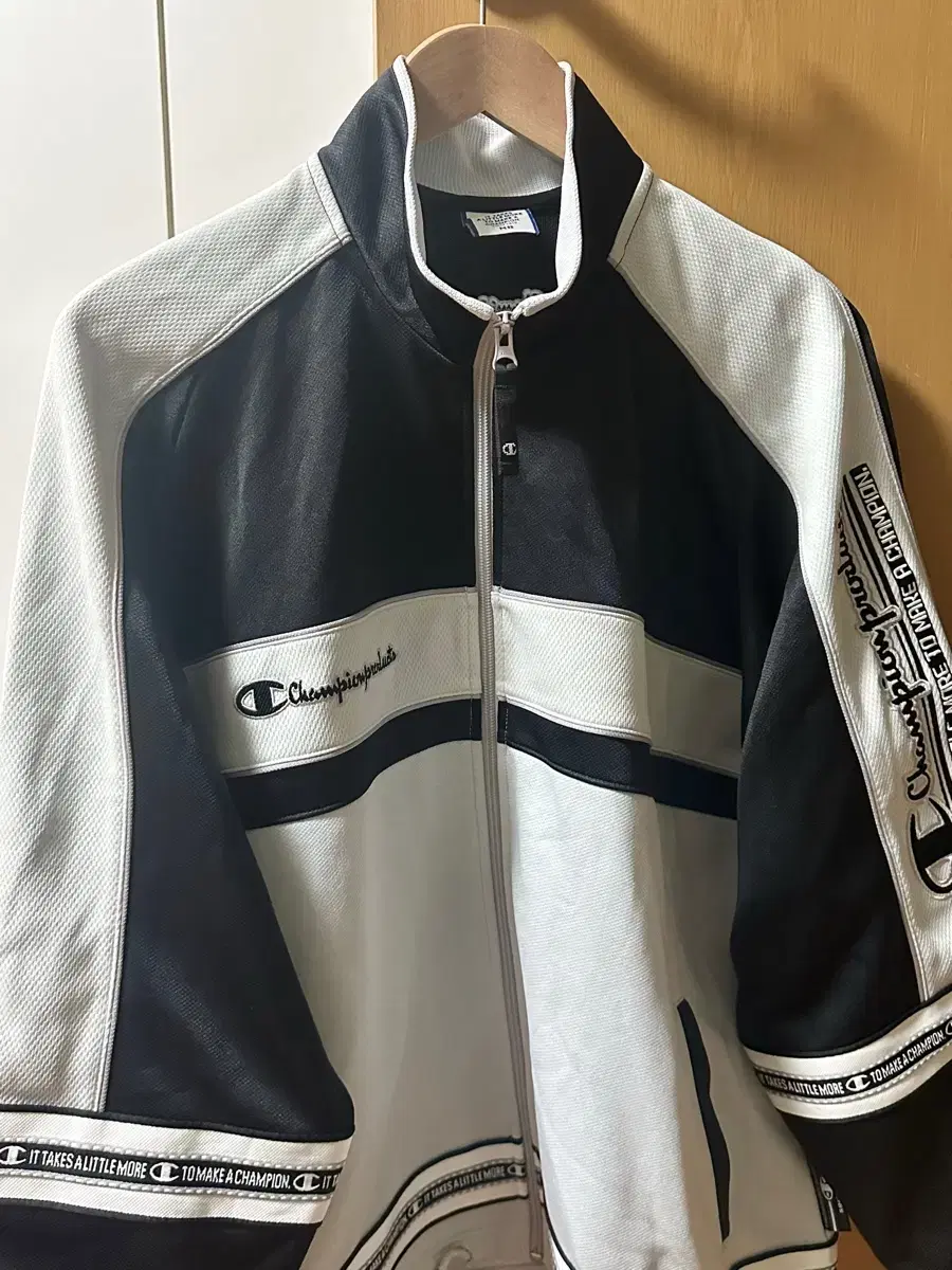 Champions Old School Oreo Tracktop Jersey