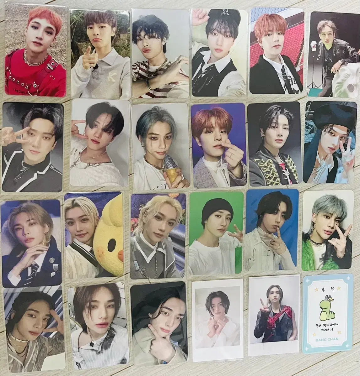 Quick sale)) bulk 6.0 unreleased photocard+pre-order benefits+alpha straykids skz photocard