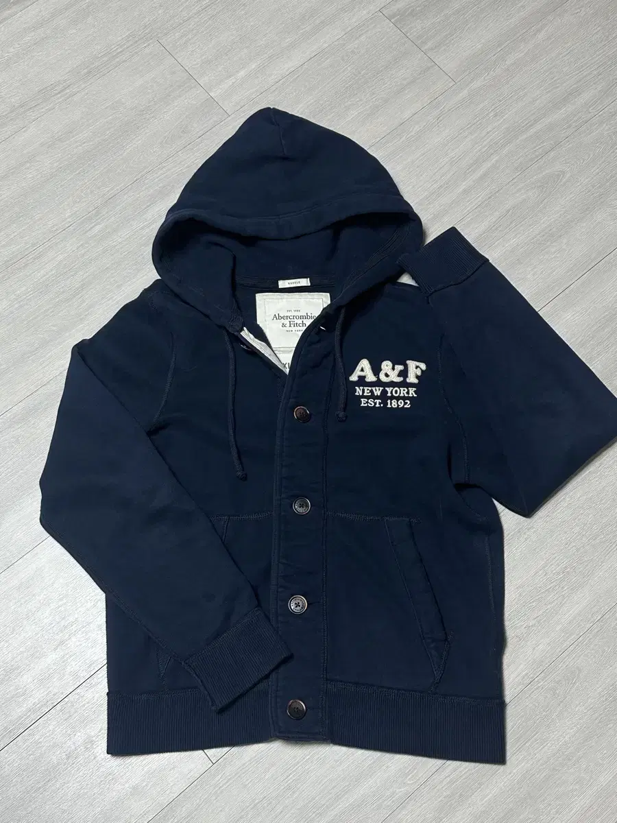 (Zuurzeit nur) Abercrombie & Fitch Navy Button Hooded Zip-up